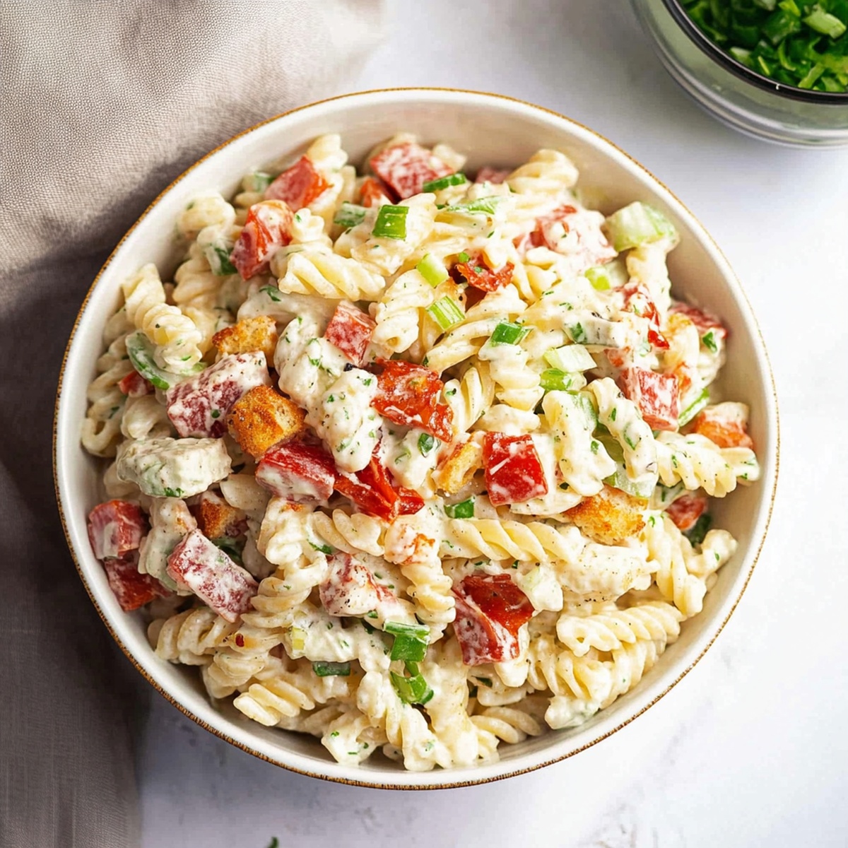Tangy BLT Pasta Salad Recipe
