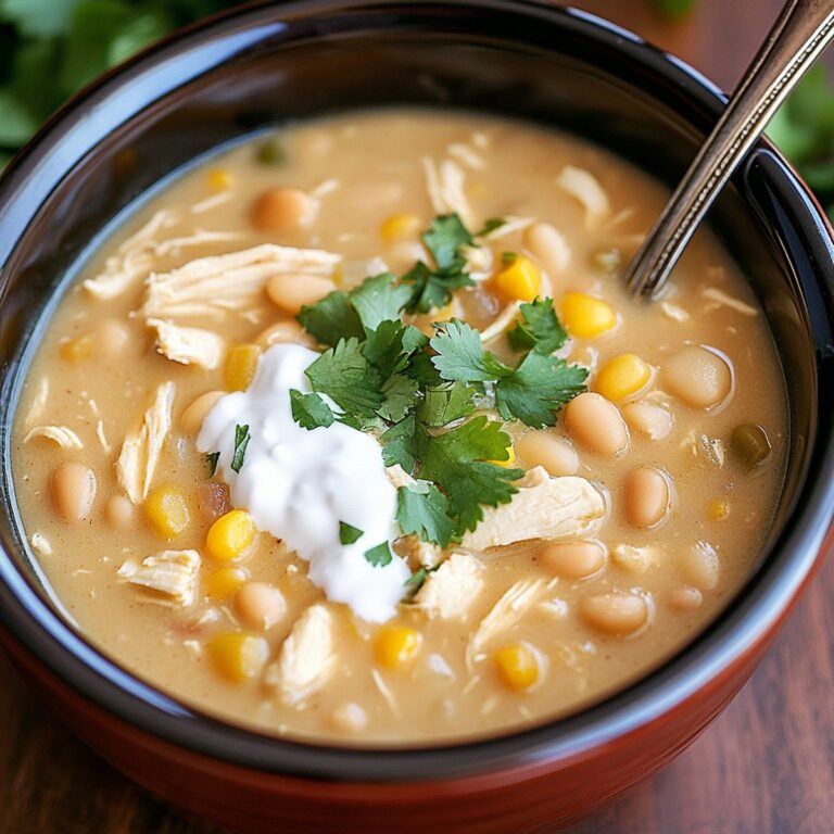 Hearty Slow Cooker White Chicken Chili Recipe