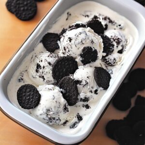 Dreamy Cookies and Cream Ice Cream Recipe