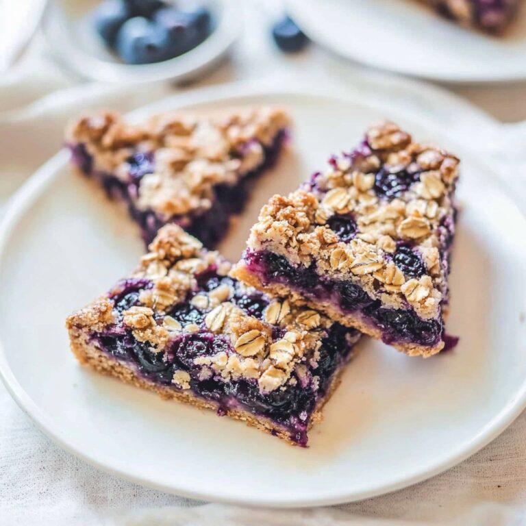 Heavenly Blueberry Oatmeal Crumble Bars Recipe