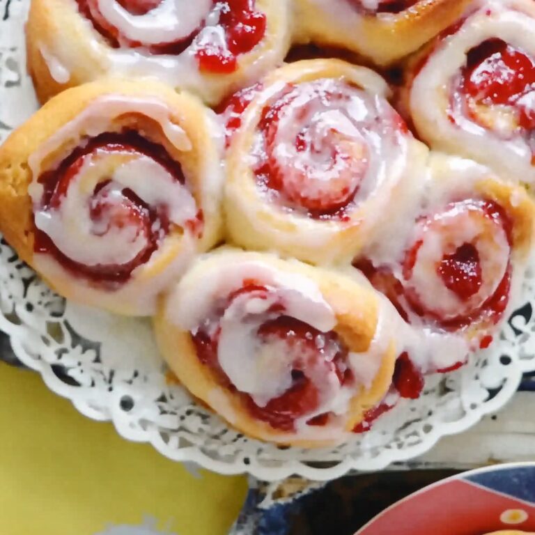 Fluffy Cherry Sweet Rolls Recipe