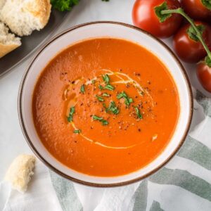 Hearty Slow Cooker Tomato Soup Recipe
