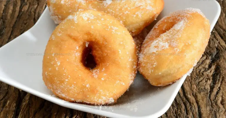 33 Scrumptious Italian Sweet Pastries To Indulge In