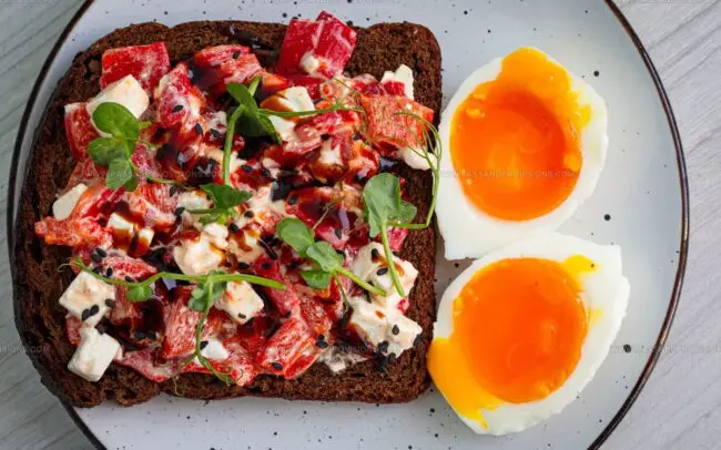 How Do Fermentation Techniques Affect Rye Bread Flavor and Texture?