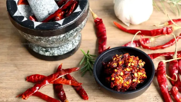 4 Red Chili Paste Replacements for Bold Flavor