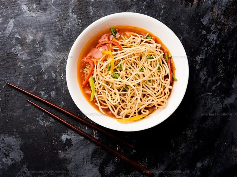 Chow Mein or Chop Suey: Key Differences Explained